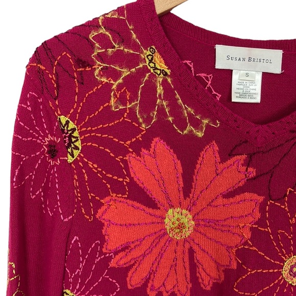 Vintage Magenta Pink Hand Embroidered Floral Knit Sweater - Picture 2 of 14